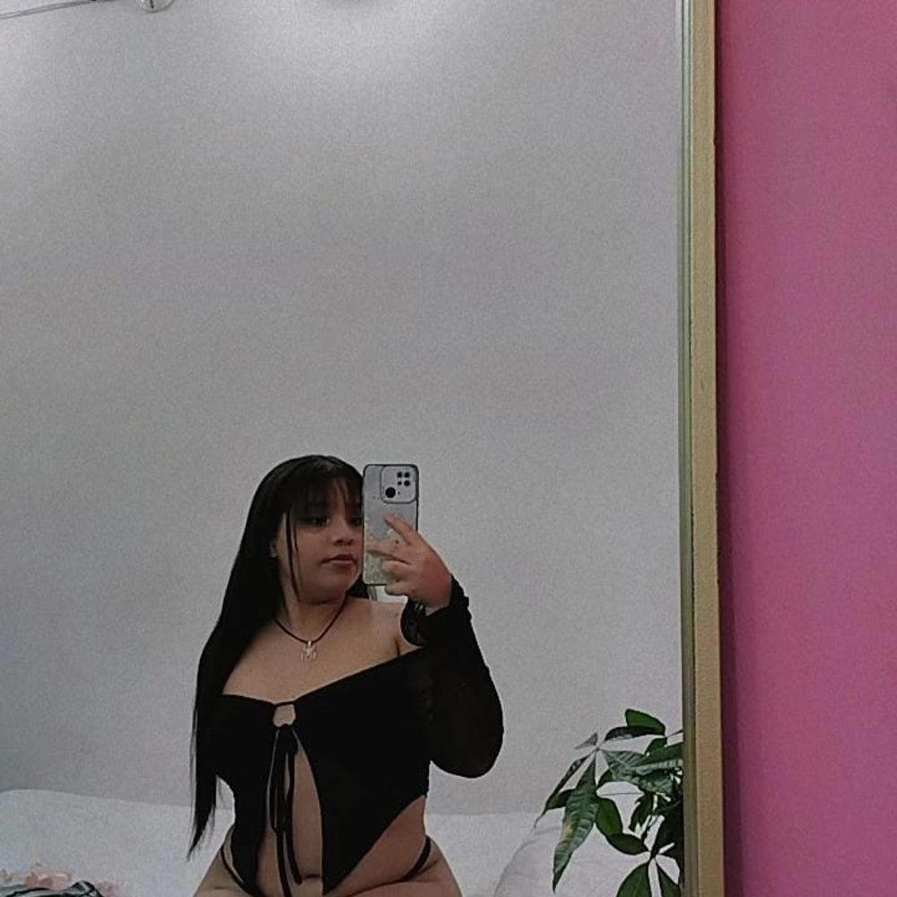 chantallcurvy.bsky.social