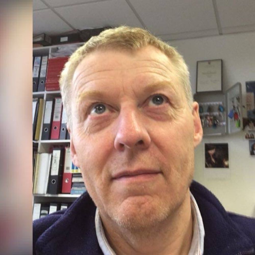 Dr Greg Roberts