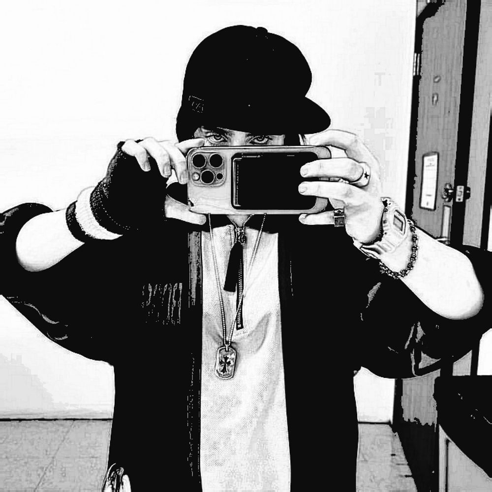 S u h a 🍵 follback ya gess