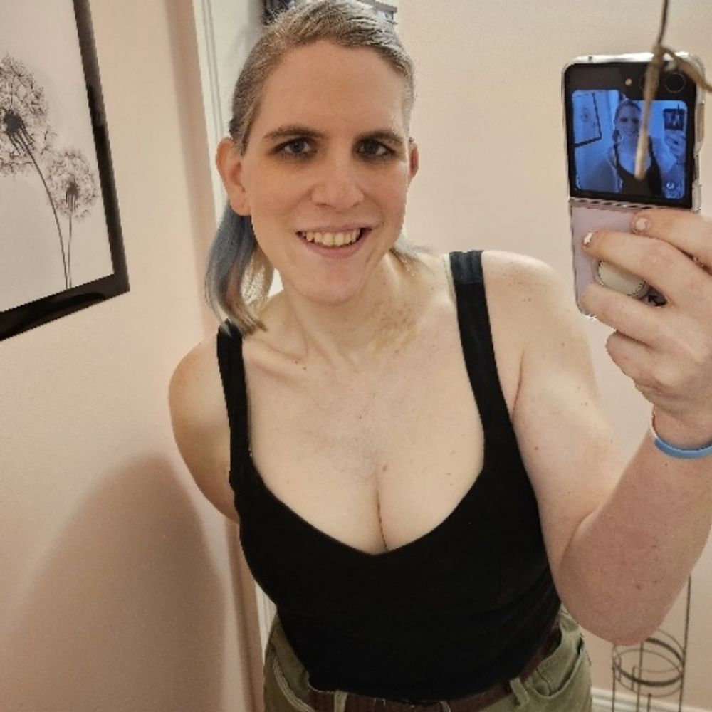 Enbynaughty Naomi
