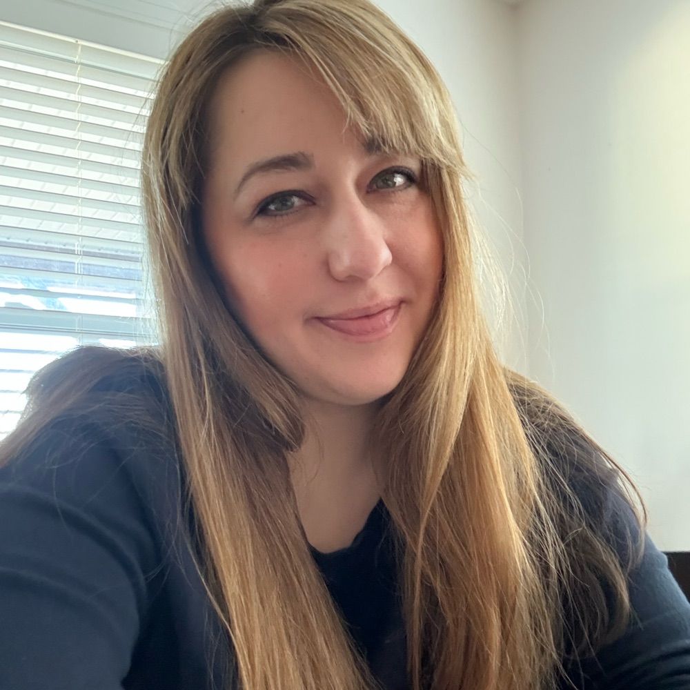 Dr. Lisa Wiśniewski
