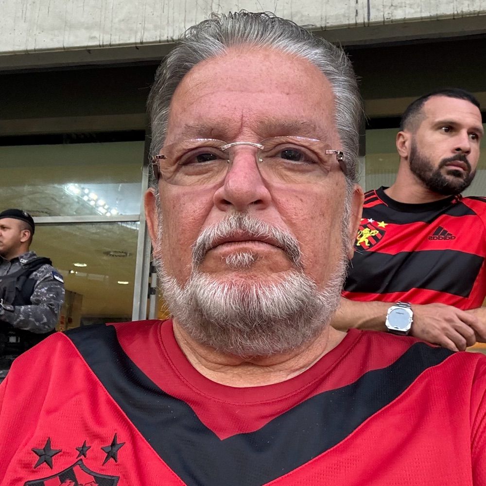 Álvaro Figueira Torcedor do Sport Club do Recife!♥️🖤🦁