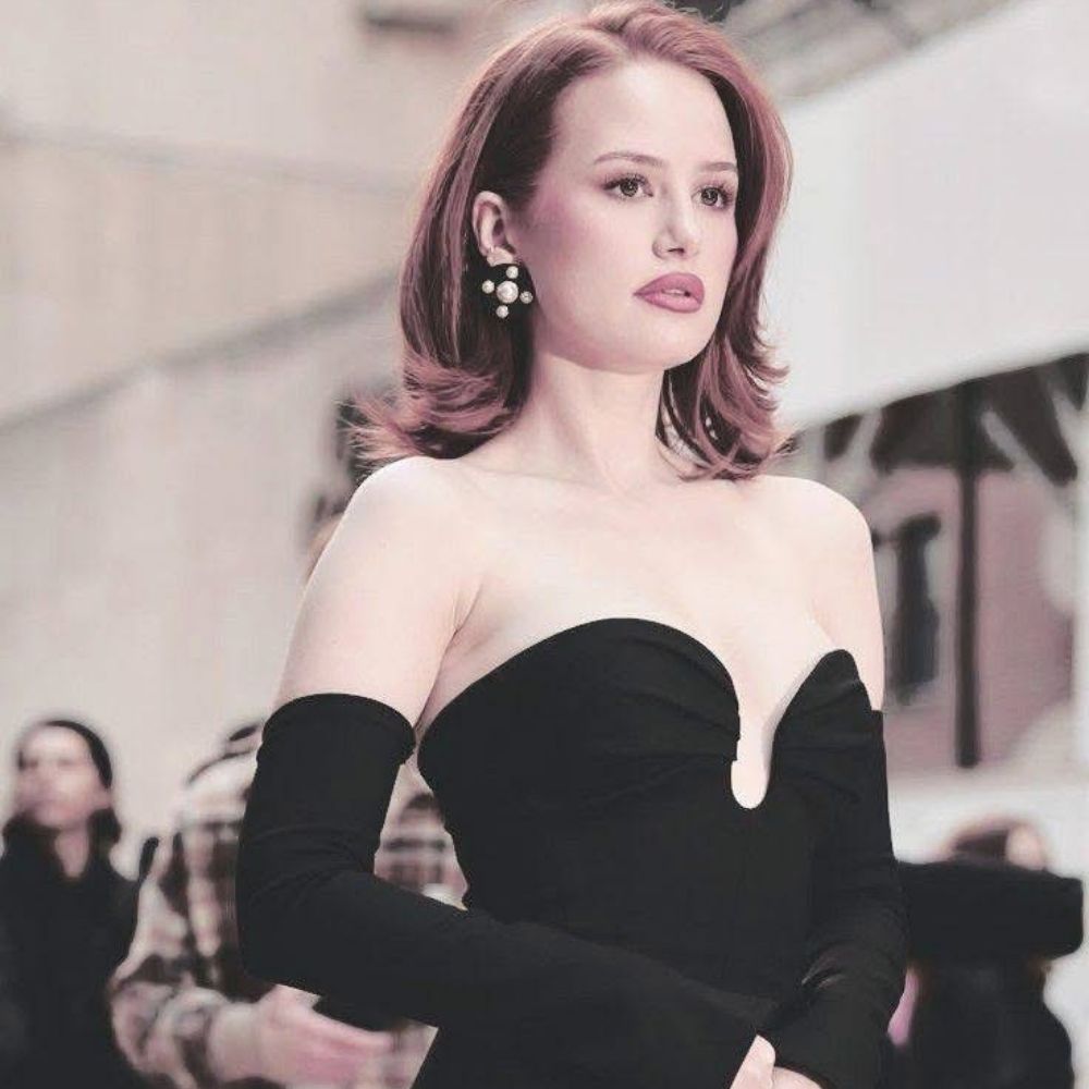 Cheryl Blossom( 𝘿𝙖𝙧𝙠 𝙑𝙚𝙧𝙨𝙞𝙤𝙣'𝙨. )