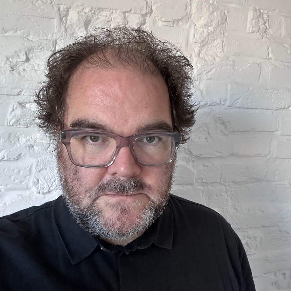 Dr James O'Leary