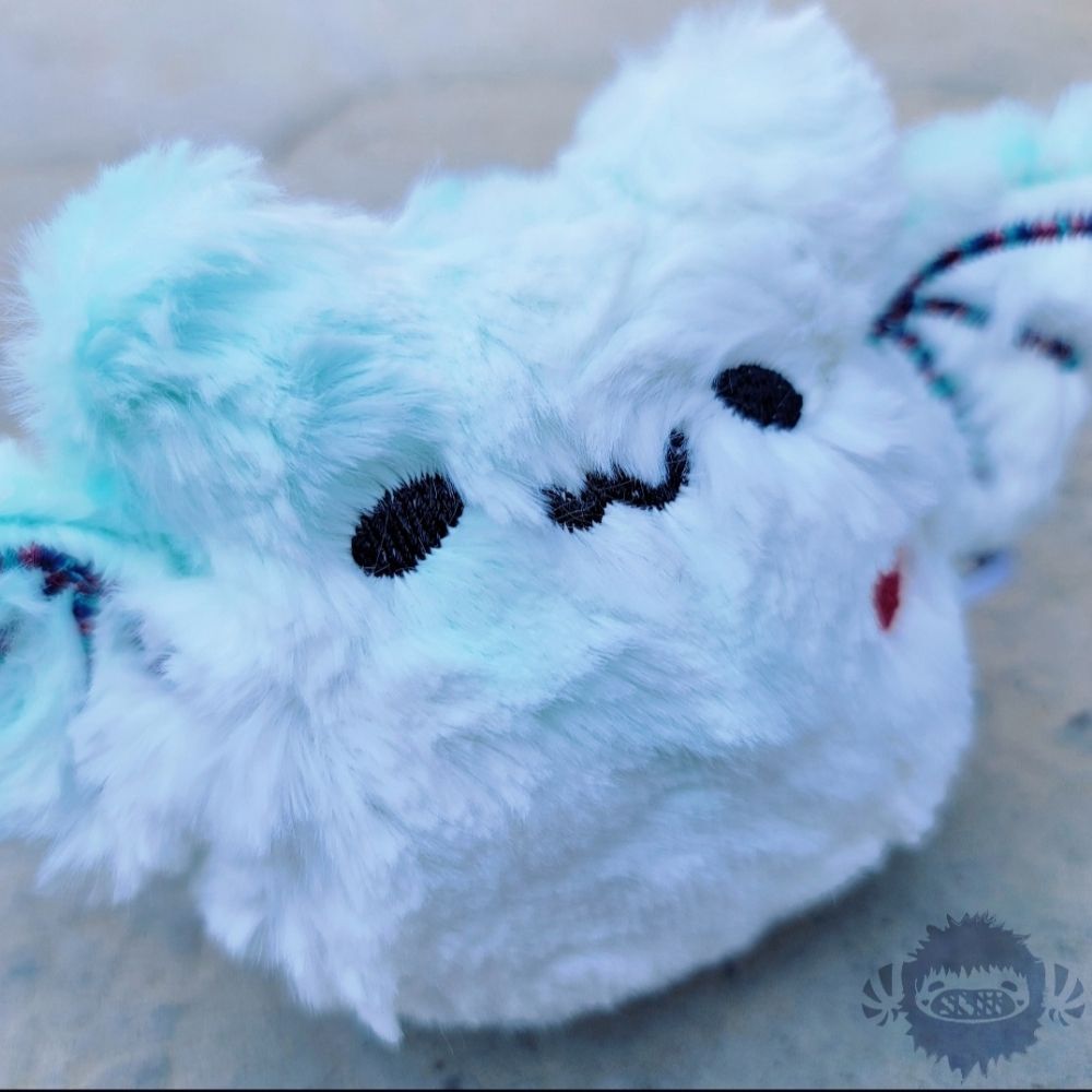 Shlii Kawaii ~ Plush Artist