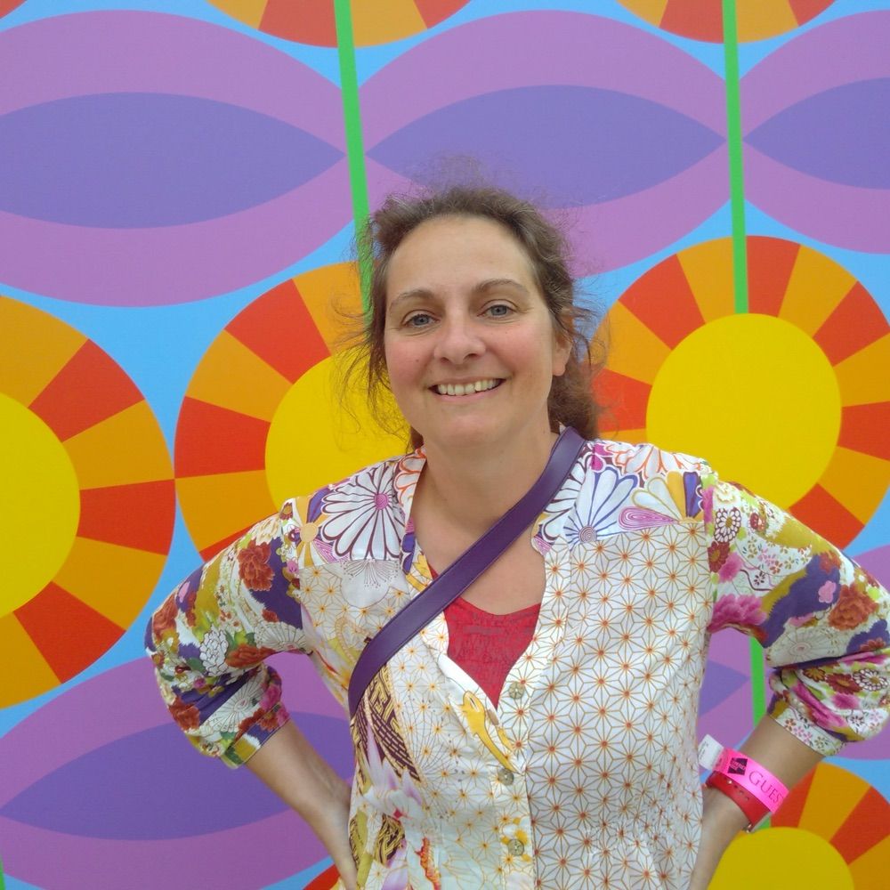 Jo Grundy