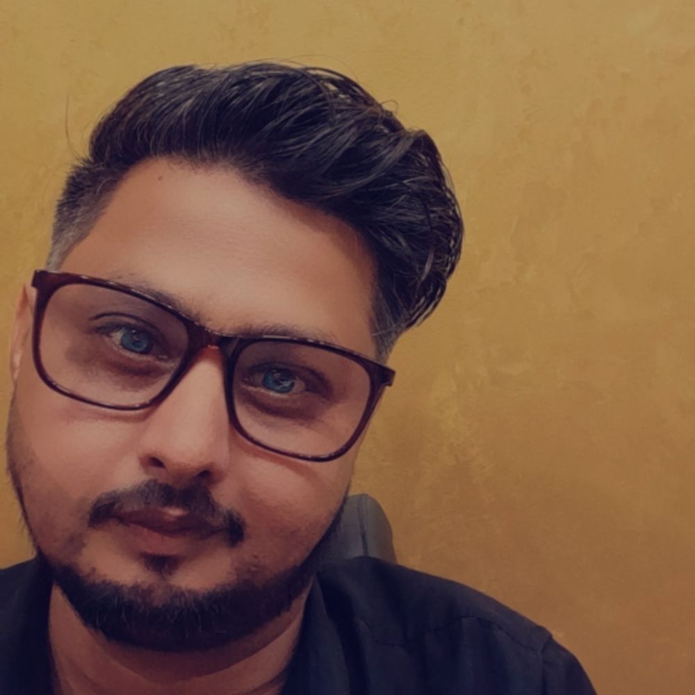 Hassan bajwa🇵🇰