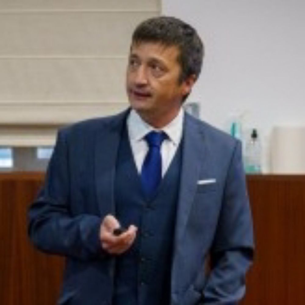 Pedro J. Miana