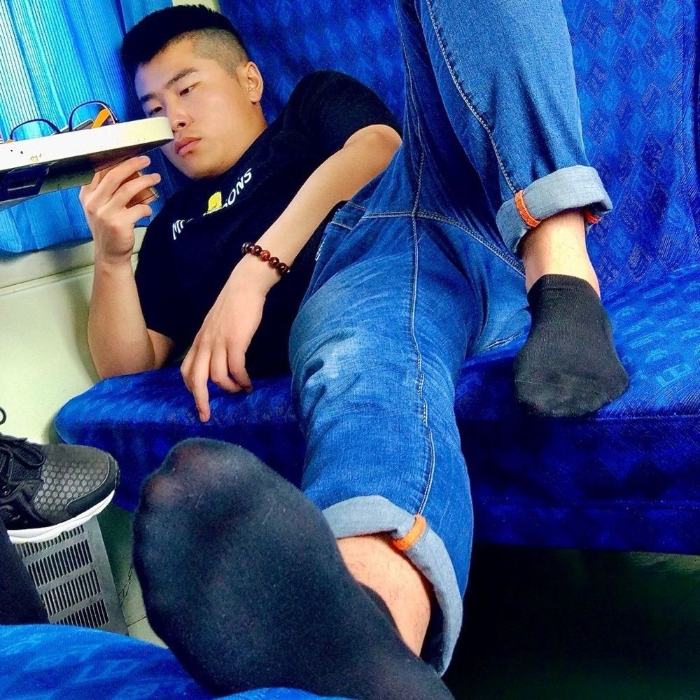 直男的脚