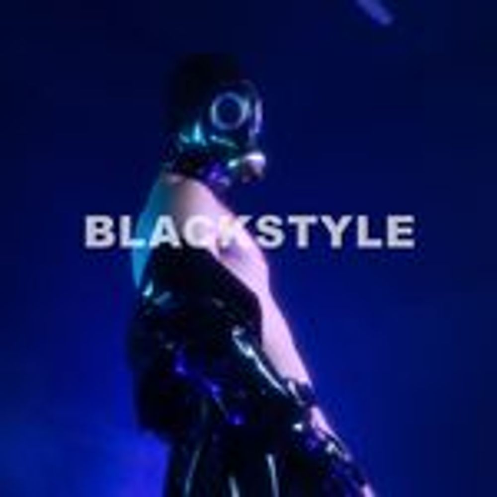 BLACKSTYLE-LATEX