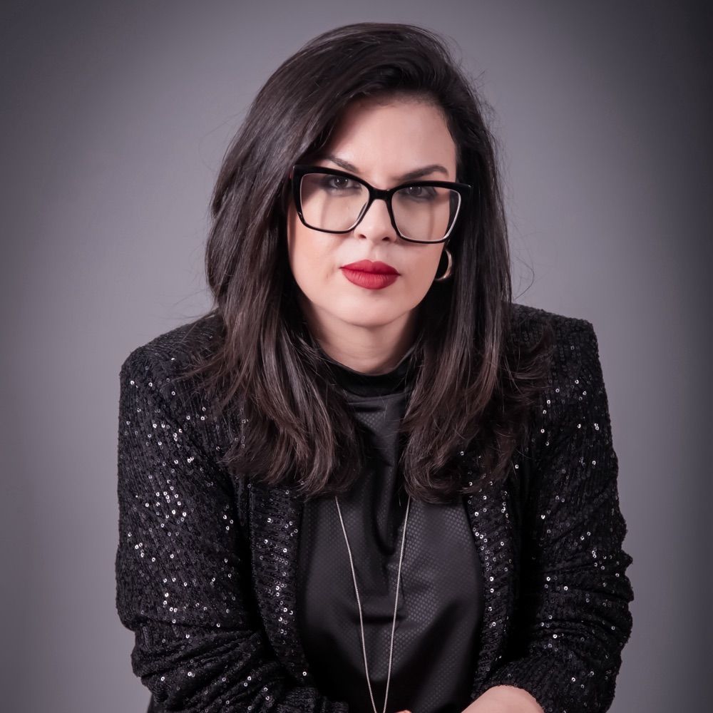 Taróloga Julia Rangel 