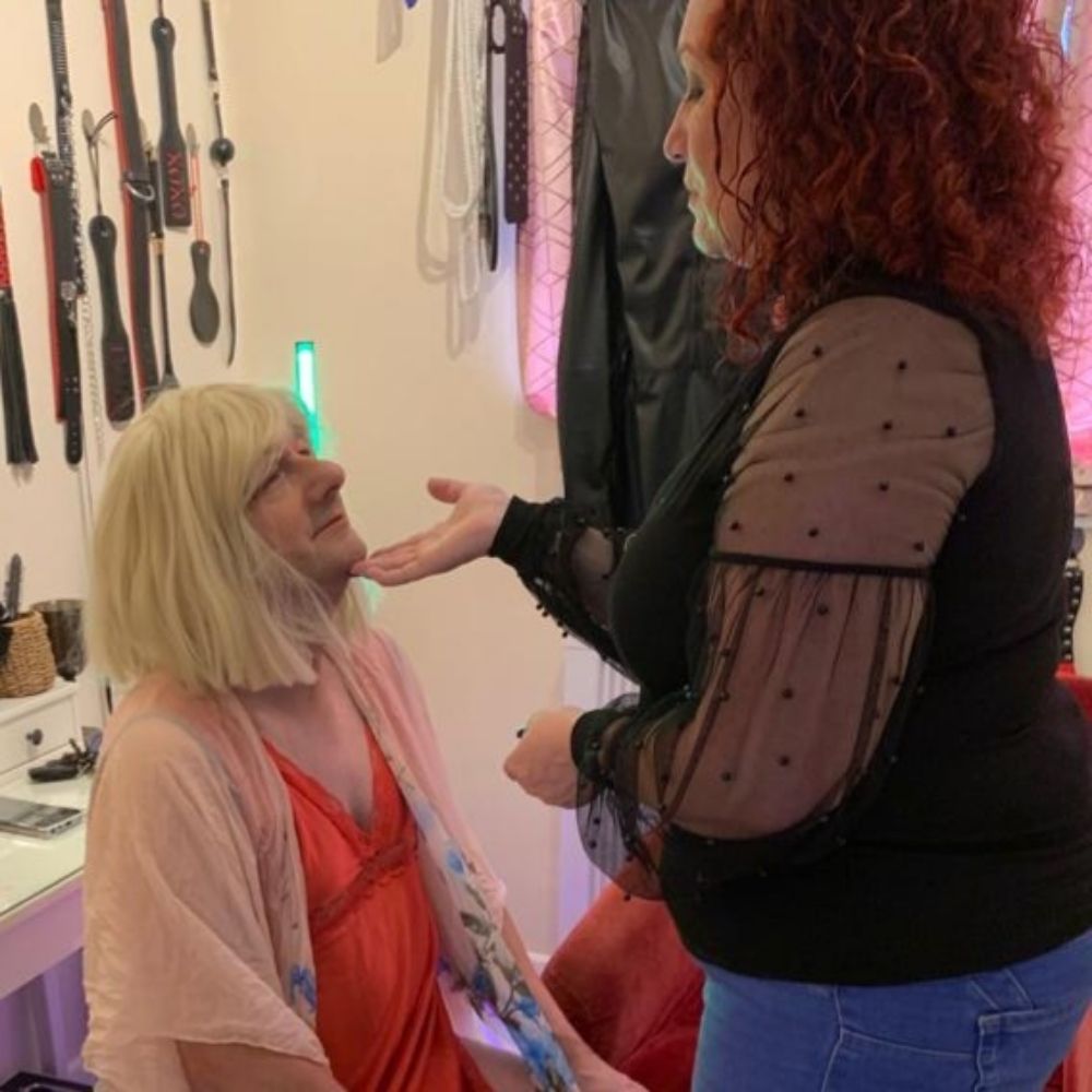 Mistress Elaina"s pet sissy