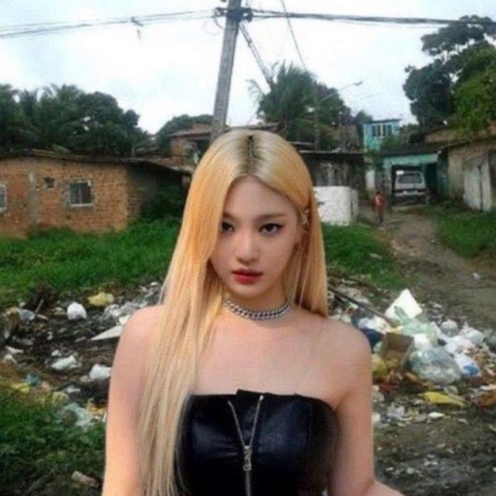 𝑁𝑖𝑛𝑖𝑒.