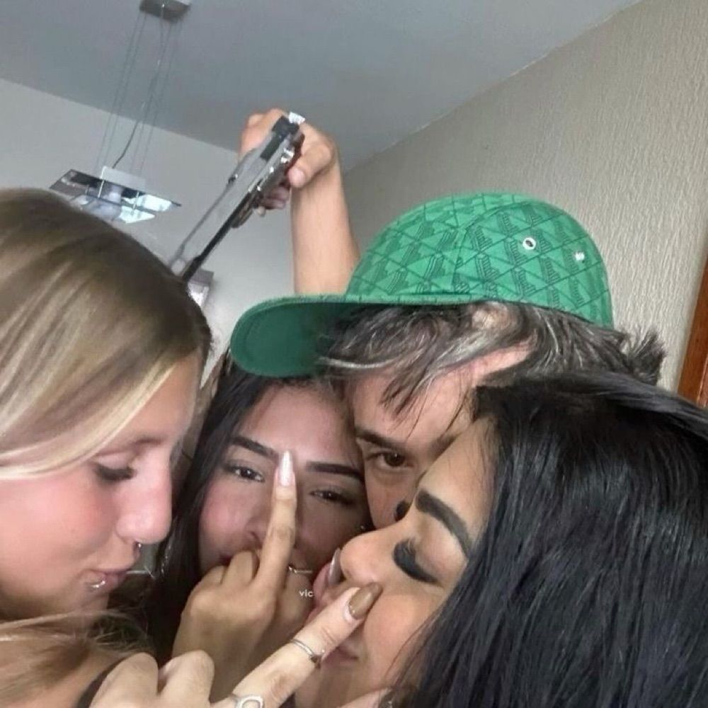 🍀