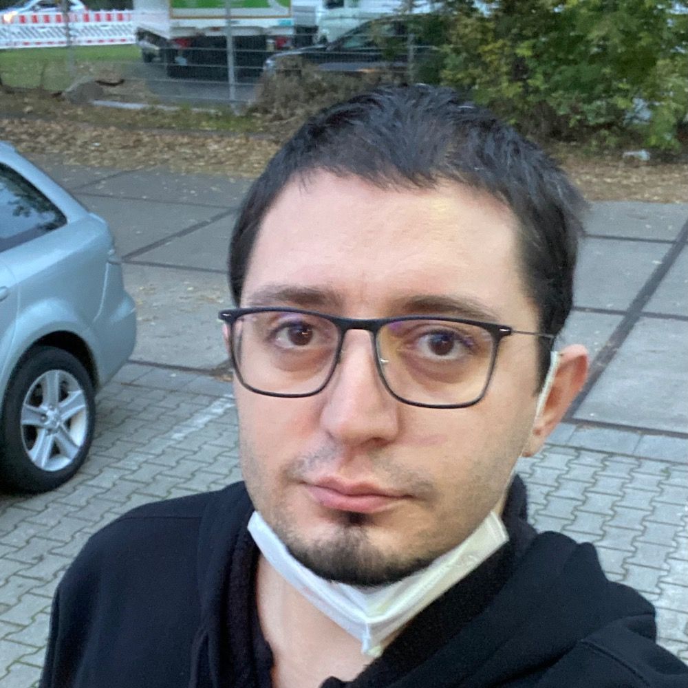 Ayhan Sipahi