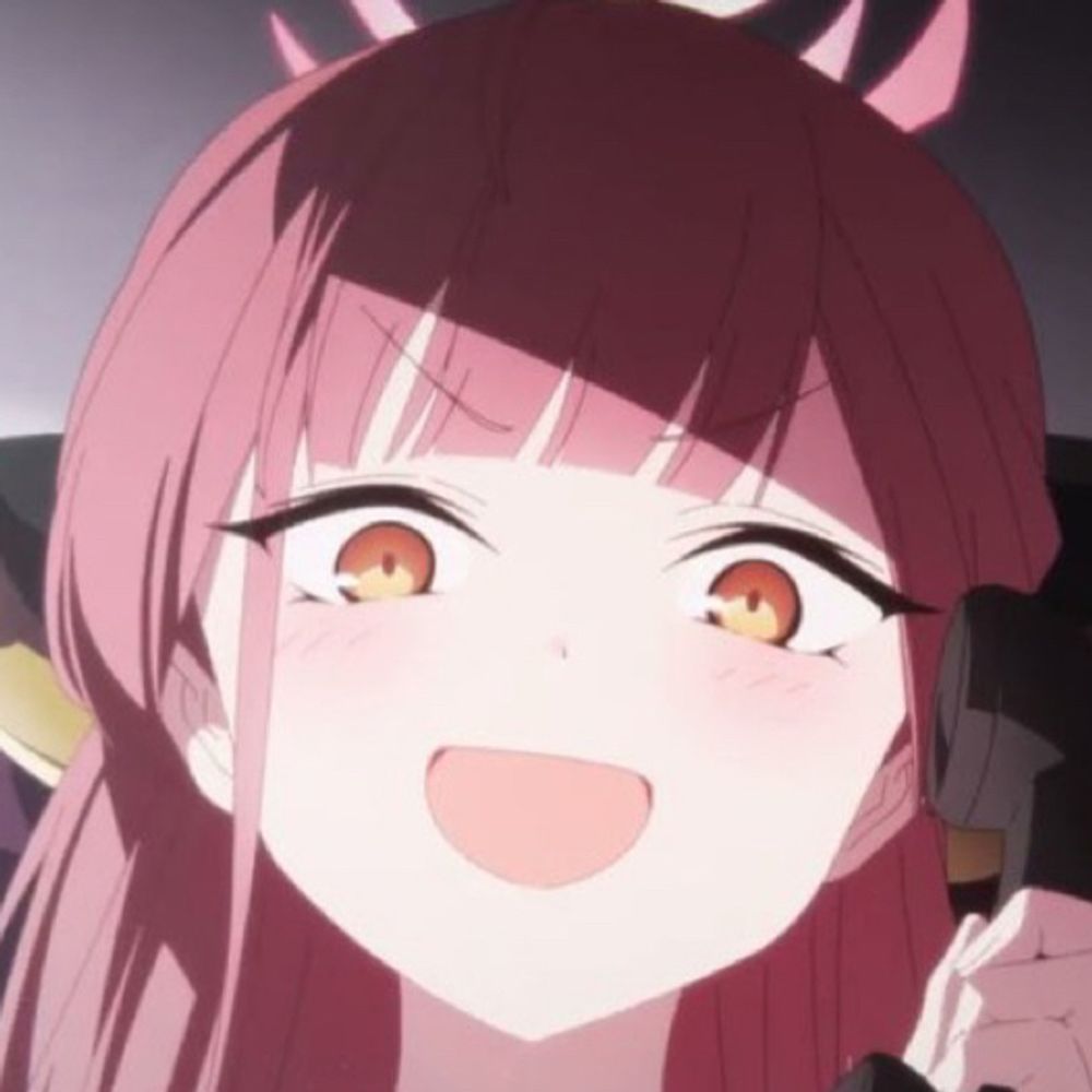 尾も白い犬