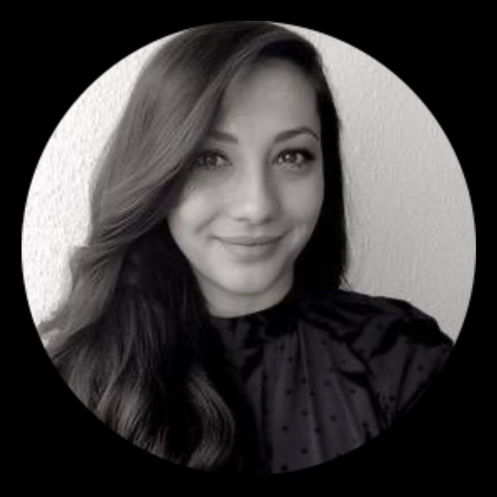 Nena (Ioana-Elena) Oana