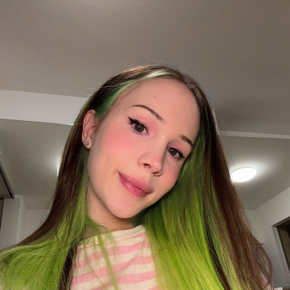 Evatomanypeaches🌺🥰🌹🤗