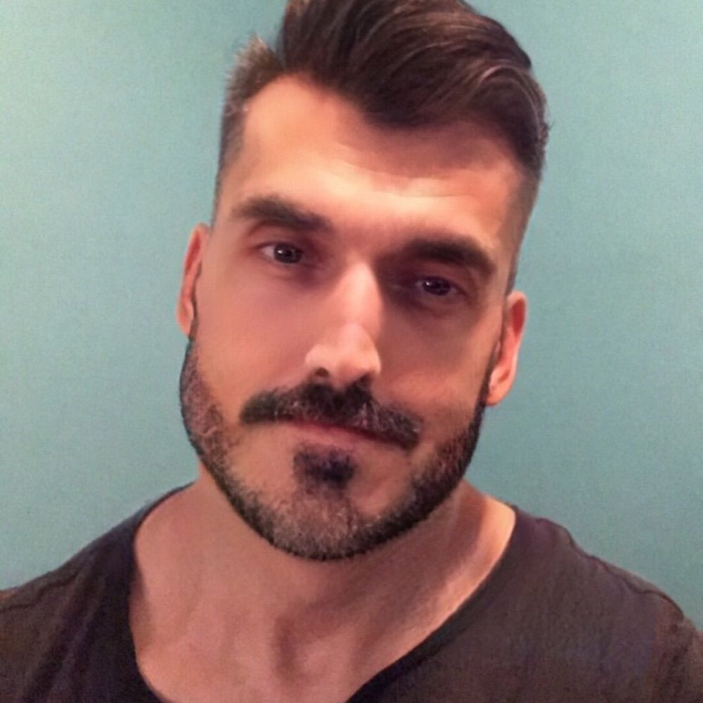 Christopher Becker