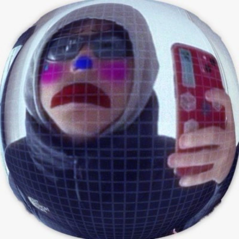 👾