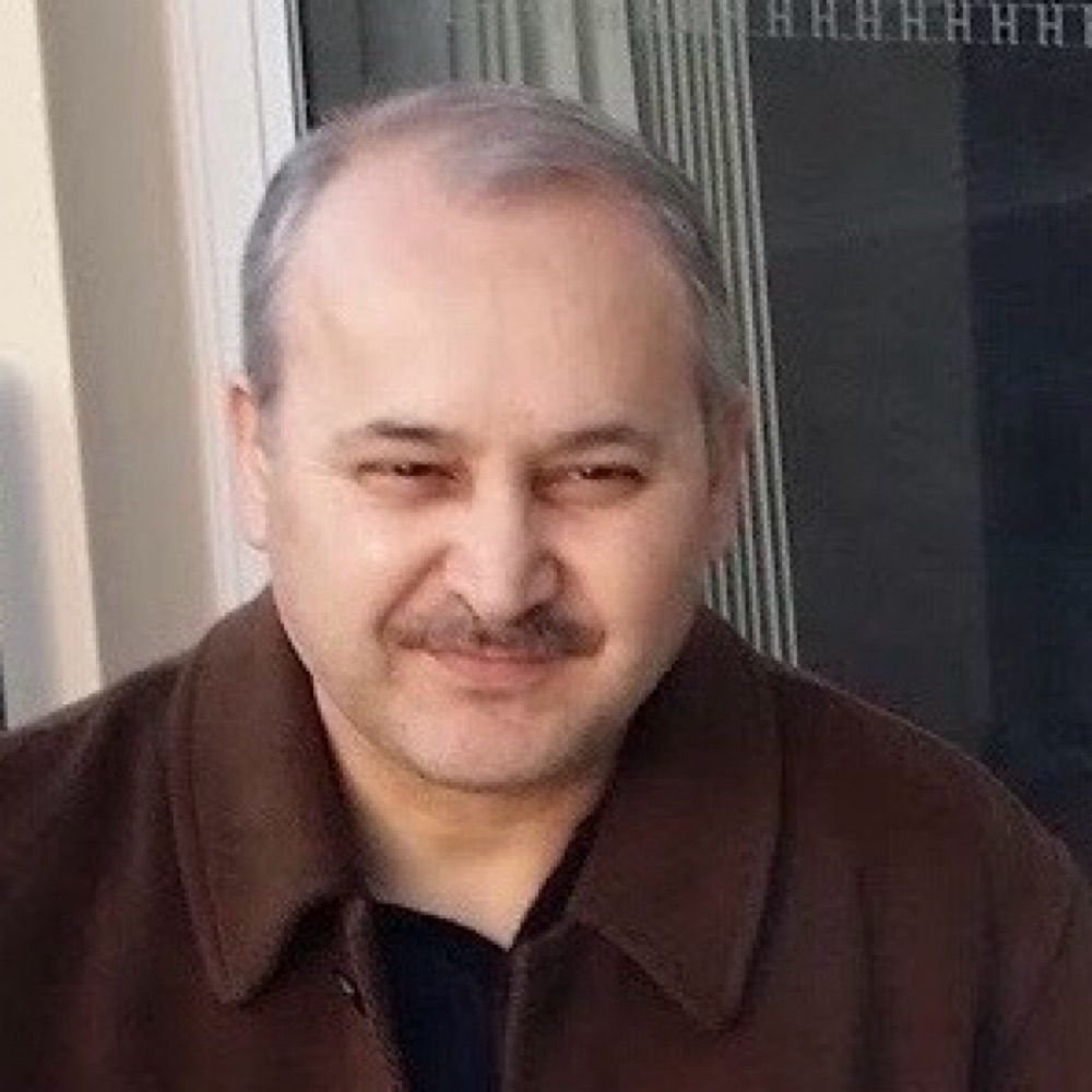 Dr. Mustafa Erdil