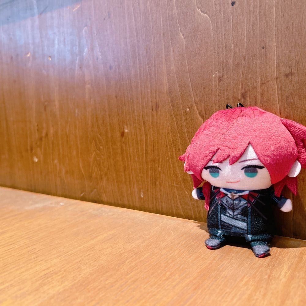 りず's