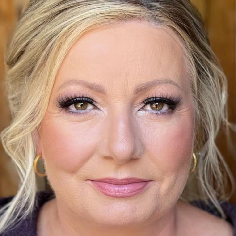 Julie Summers 