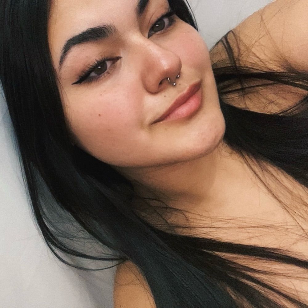 𝓜. ✨