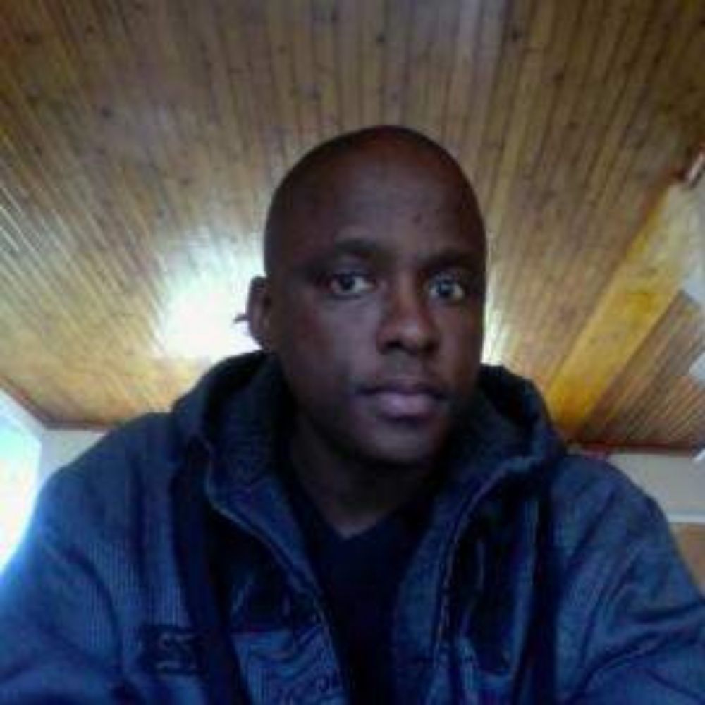Zinzumzi Dwane 🇿🇦