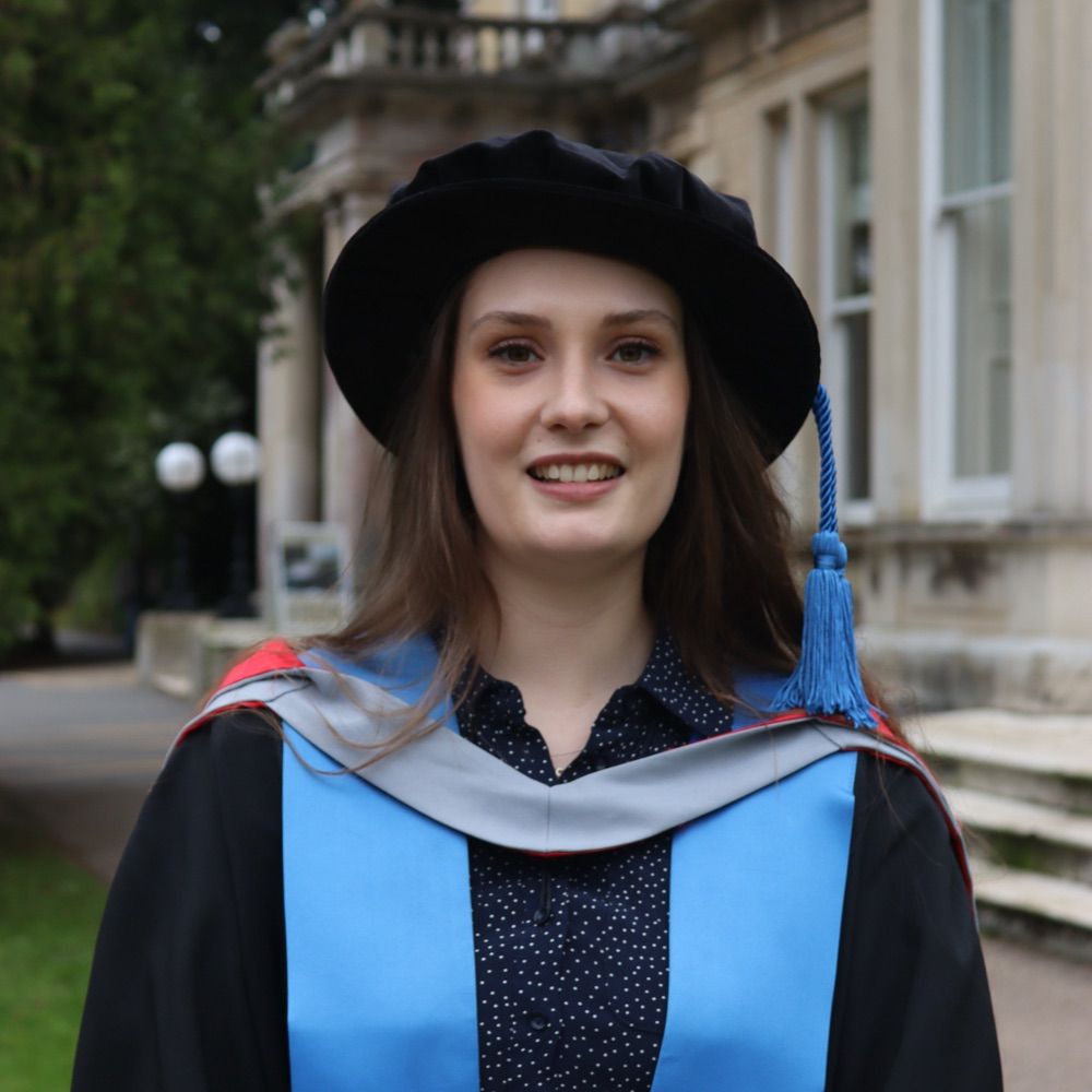 Dr Ruth R Chapman