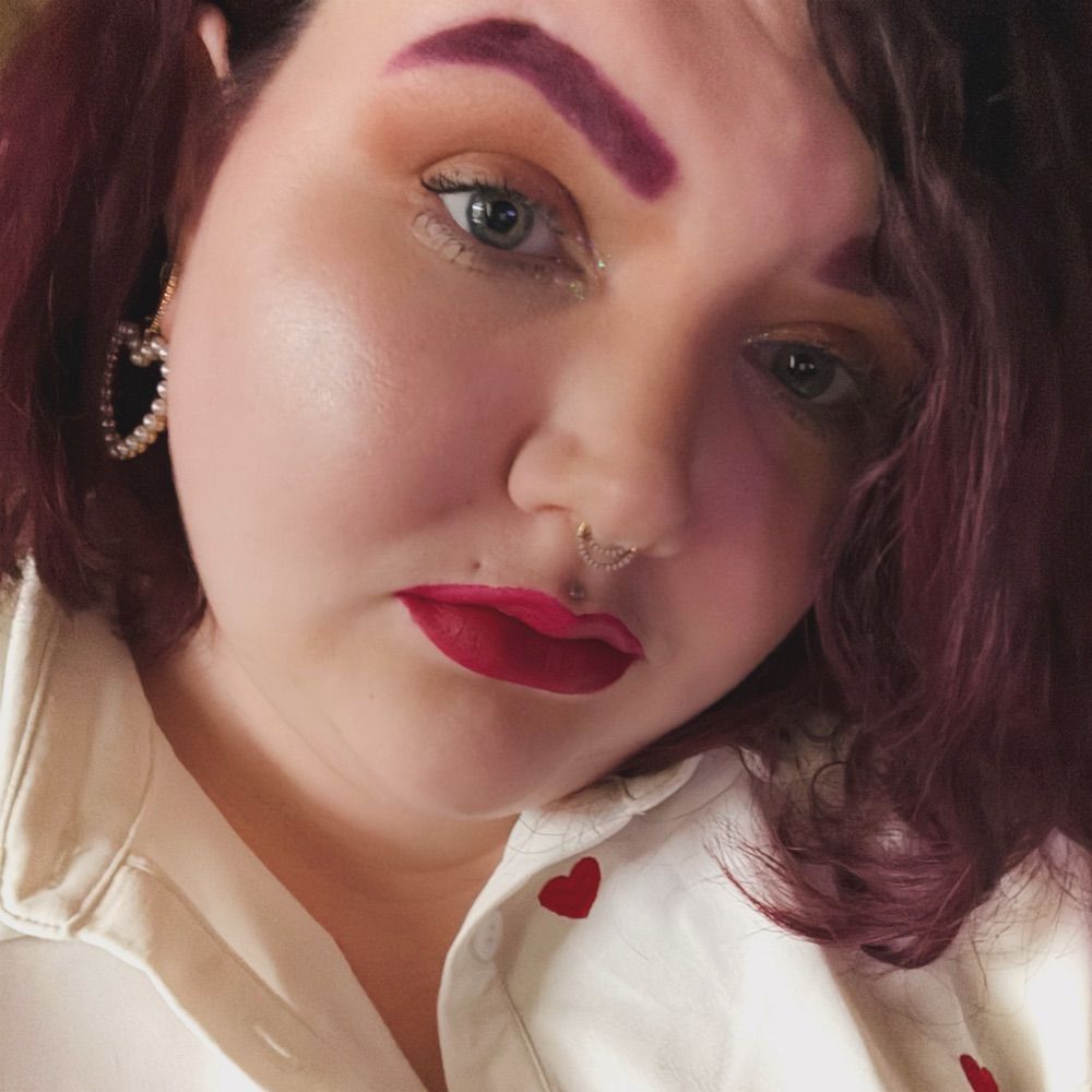 Elle | they/them