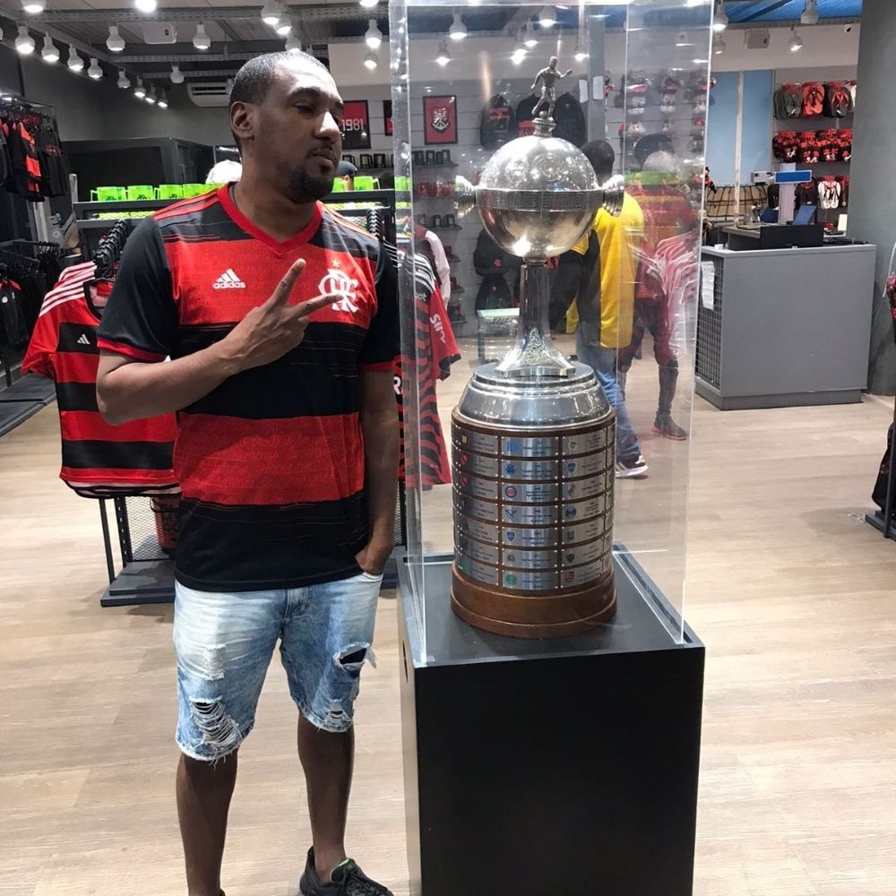 Adriano StRj 🖤❤️🖤❤️