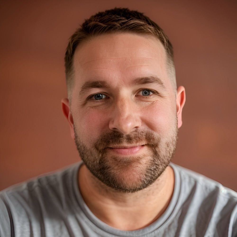 Chris Lowthian