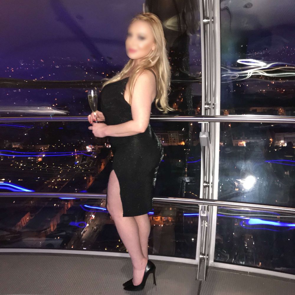 Luxury Darlene