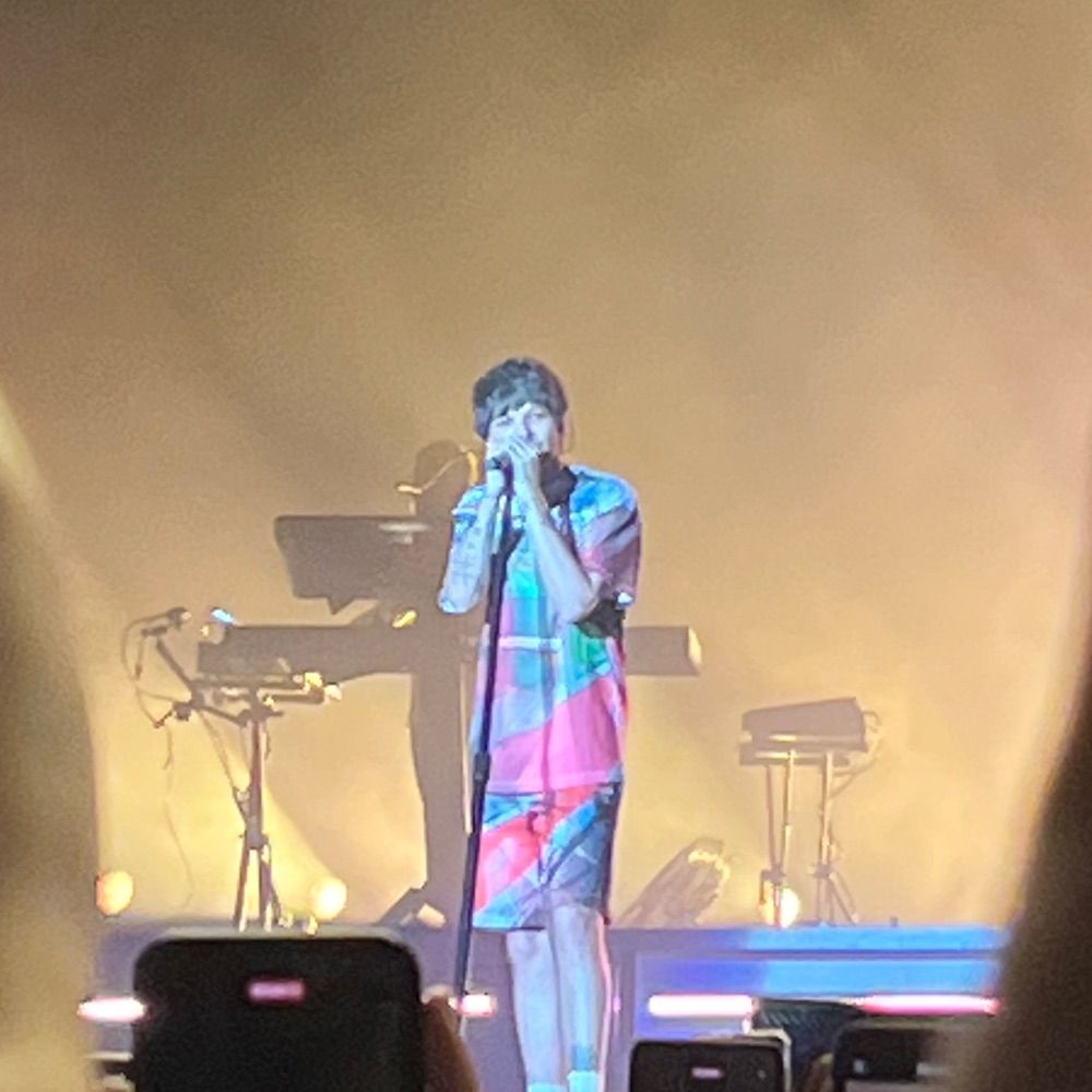Bella viu o Louis