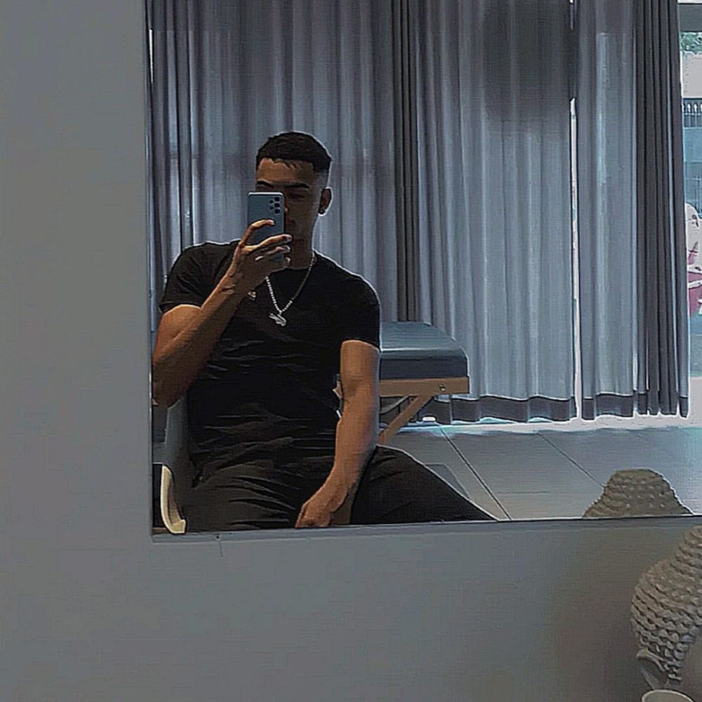 J O H N