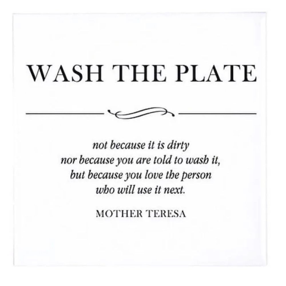 This mom will ❤️ & feed you.