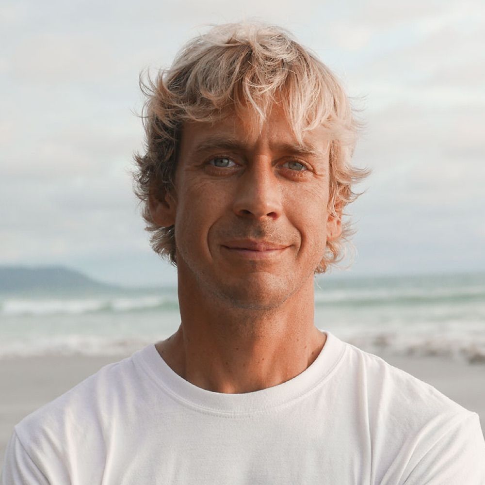 James pecis