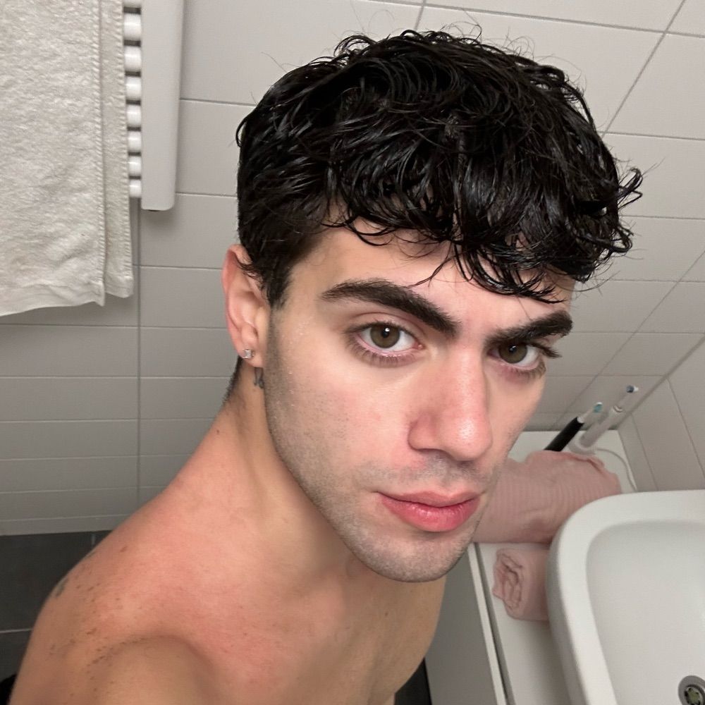 Ali