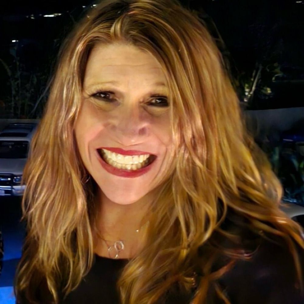 Shari Davis
