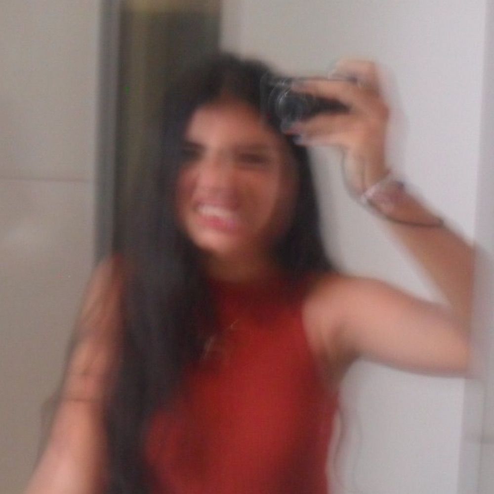 Anna Mello