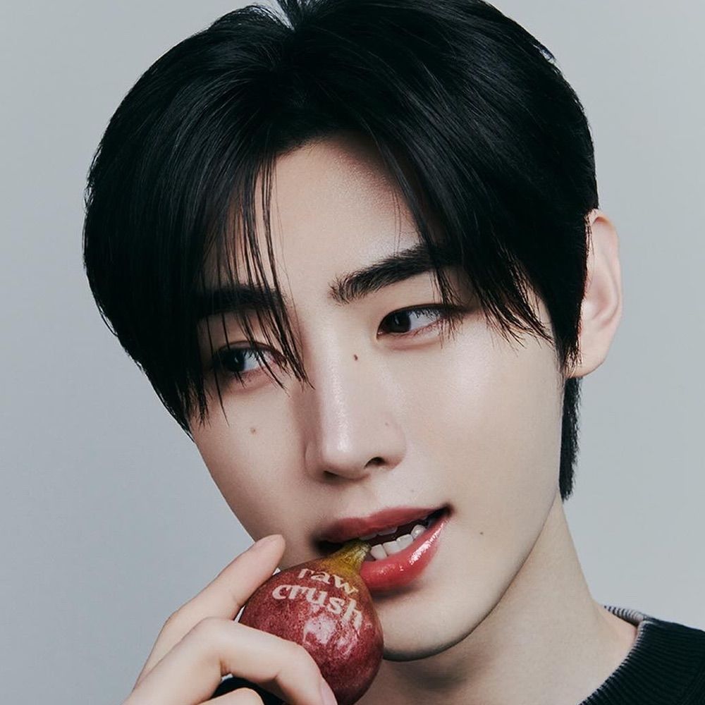 @ 𝗿𝗮𝗶 • 𝗇𝖺𝗆𝗈 𝖽𝗈 hoon ! 🍒