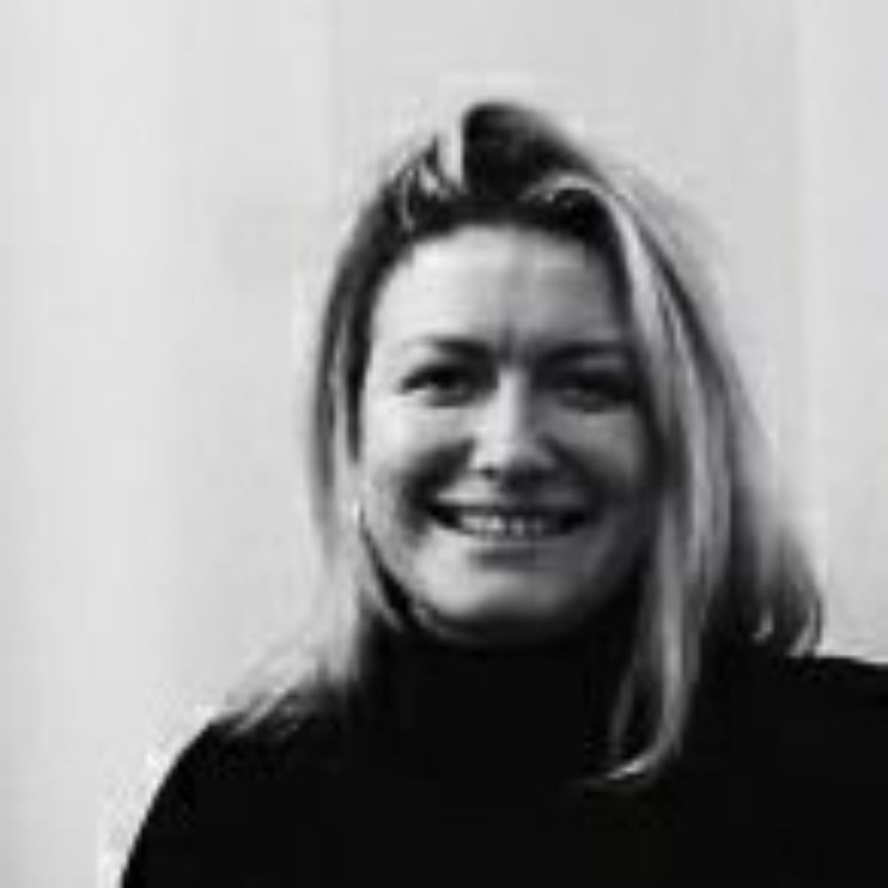 Johanna P Mueller