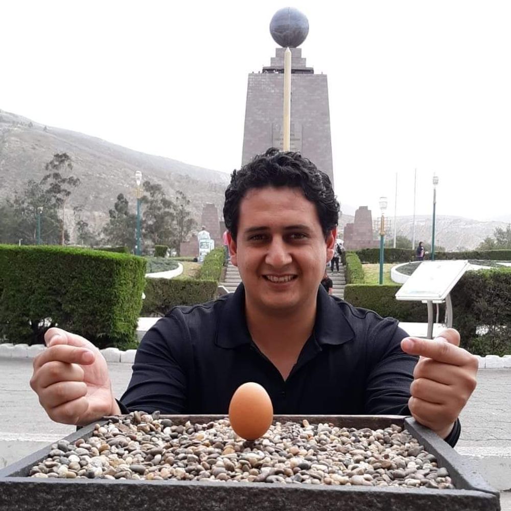 Marlon E. Cobos