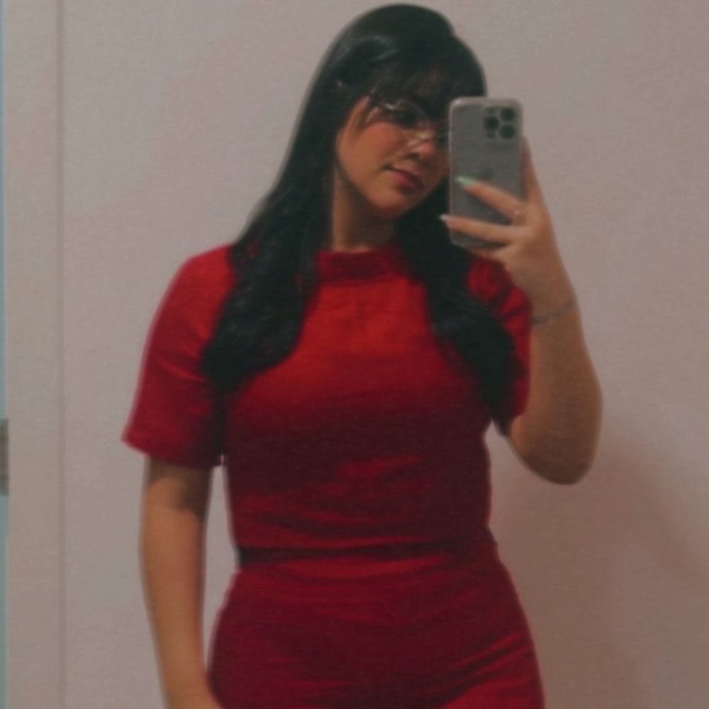 Ester Magalhães 