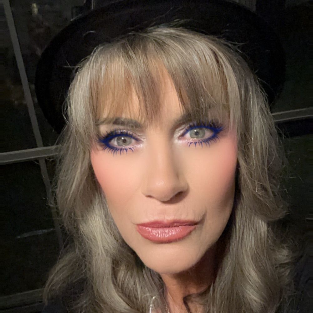 Kimmysueisblue2024