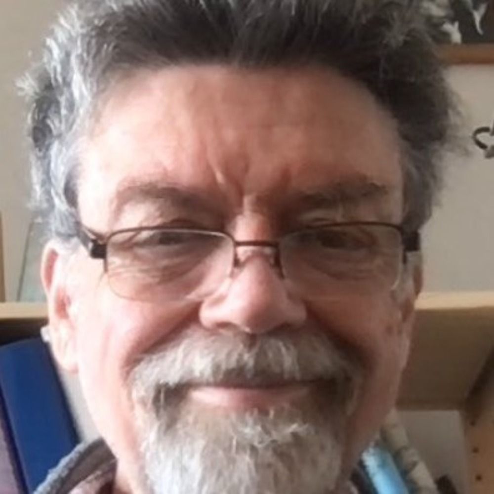 Henrik Bechmann (Toronto) 🇨🇦 I try to be woke