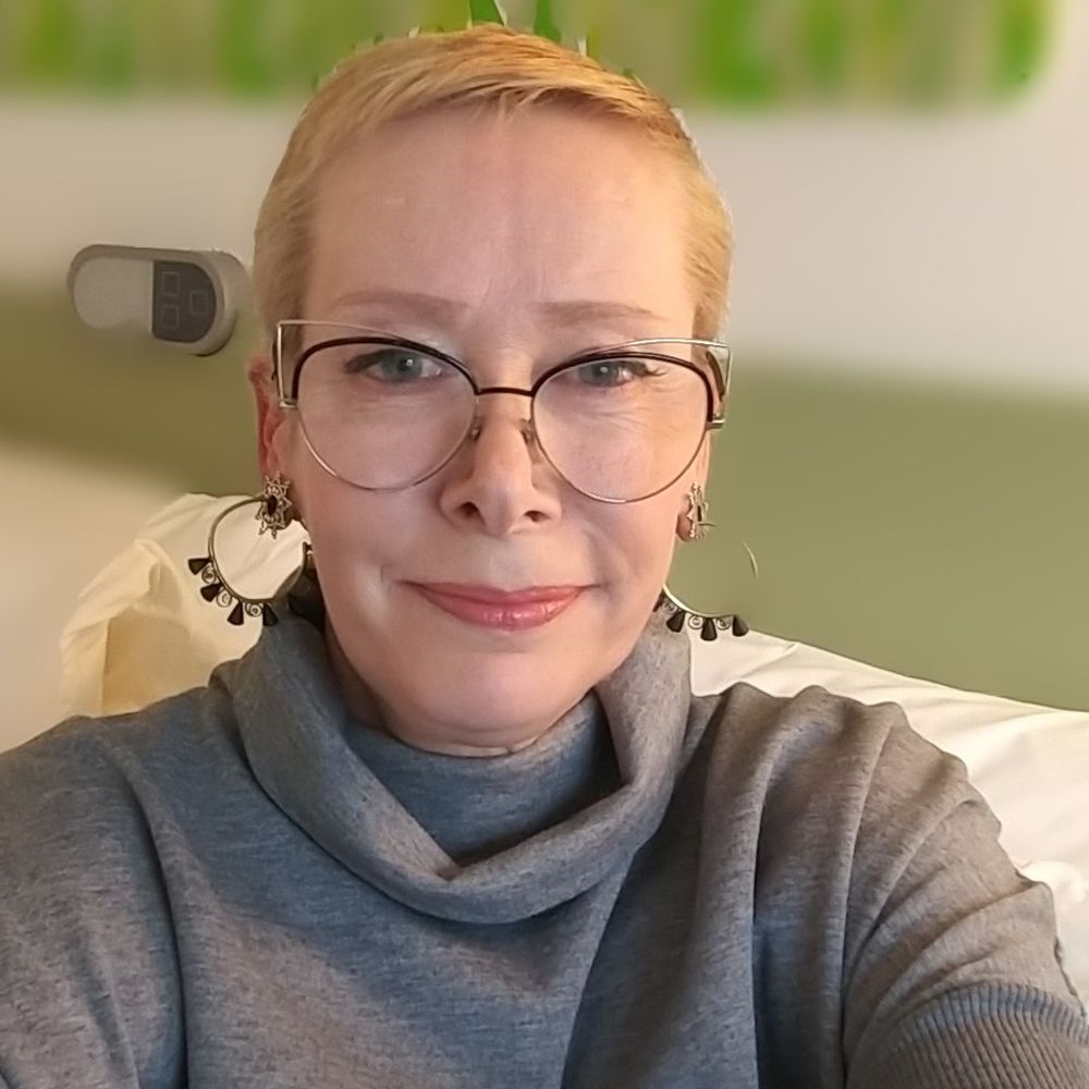 Dr Angie Sutton-Vane