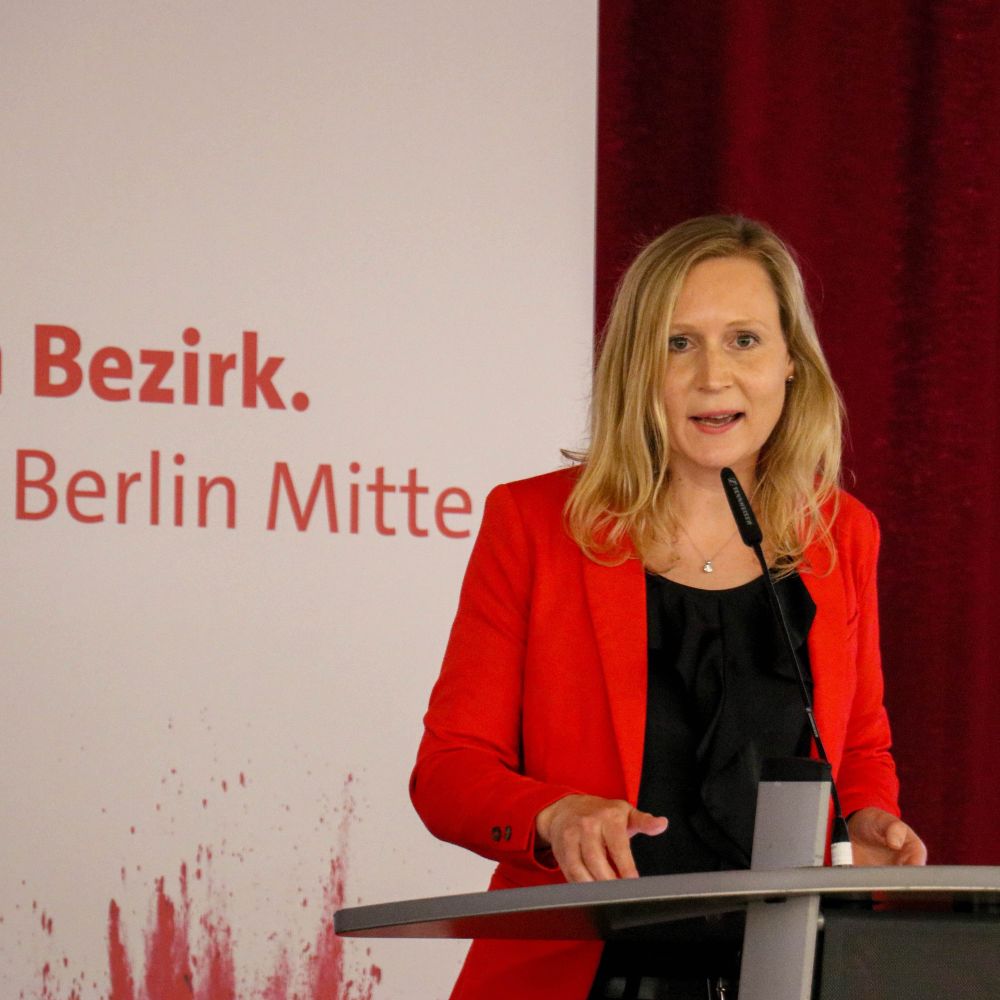 Julia Plehnert