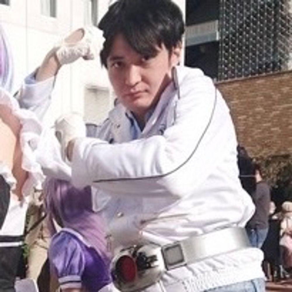 やなぎぃ